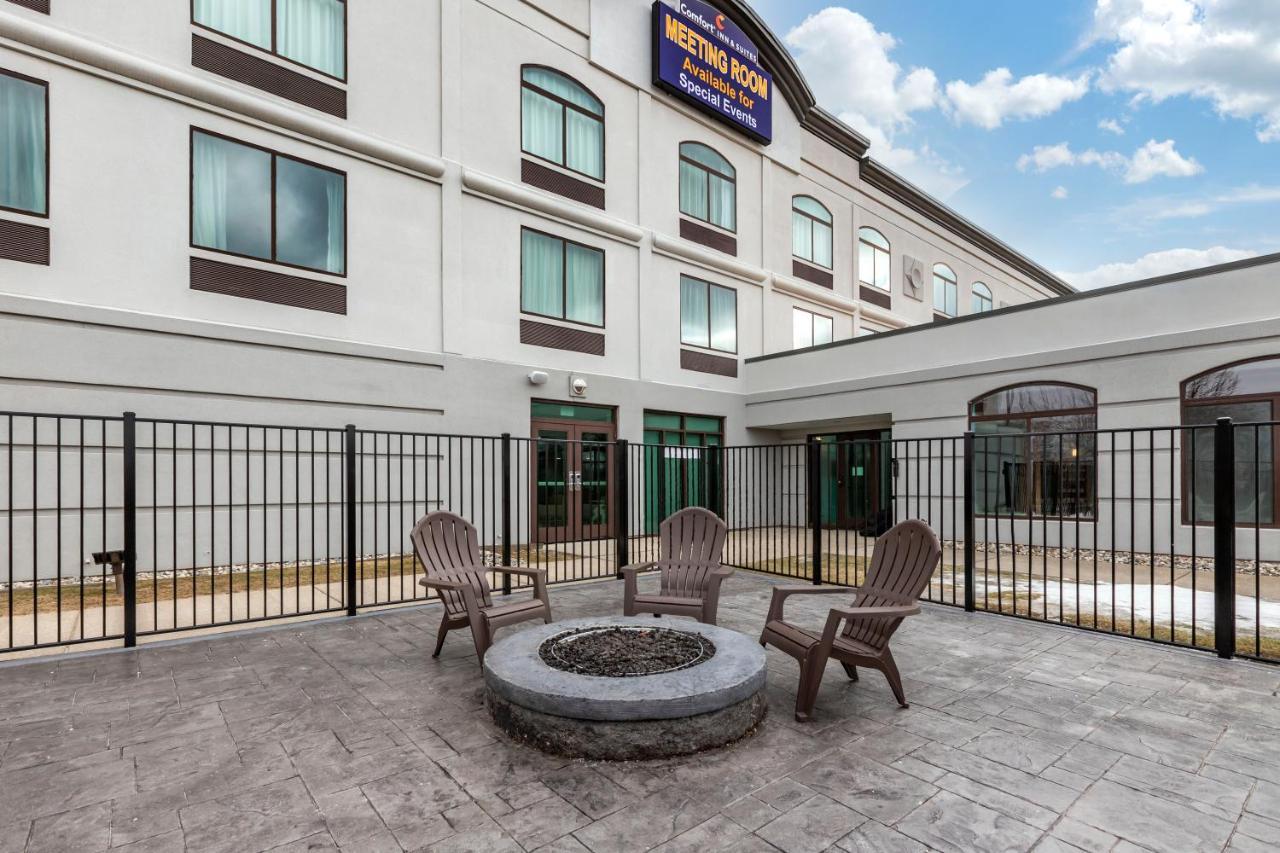 Comfort Inn & Suites Grand Blanc-Flint Kültér fotó